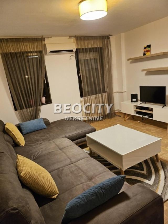 Novi Sad, Liman 3, Narodnog Fronta, 2. 0, 55m2, 700EUR