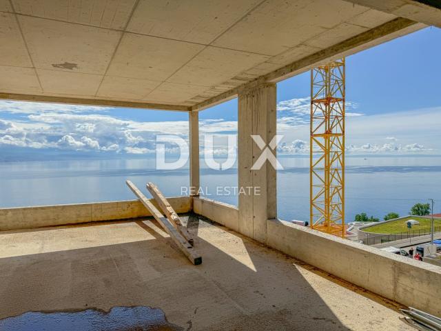 OPATIJA, CENTAR - stan s pogledom u novogradnji iznad centra Opatije 