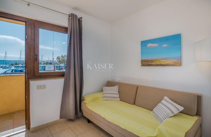 Klimno, Insel Krk - Wohnung 48m2, 1. Reihe zum Meer