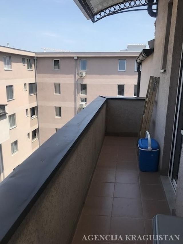 Prodaja, Stan, 148. 00m2 , Centar