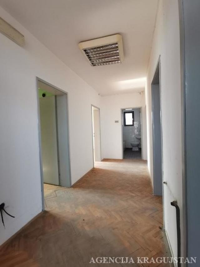 Prodaja, Lokal, 730. 00m2 , Stanovo