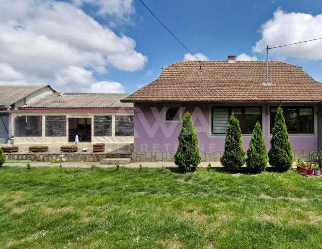 Gakovo, Kuća 88 m2 sa velikim placem od 1462 m2