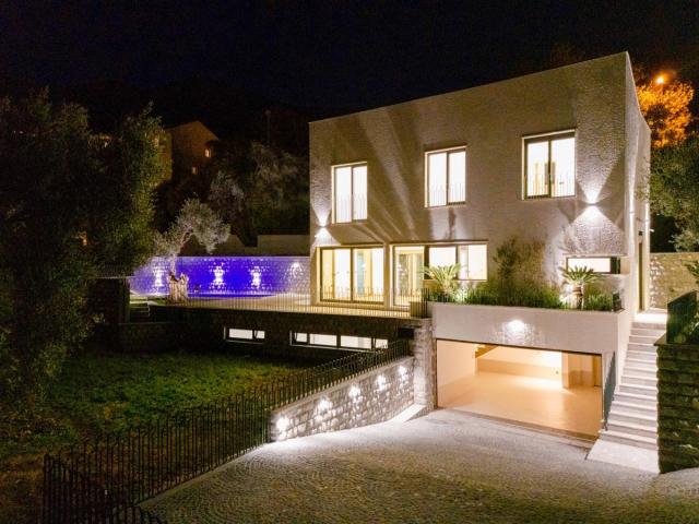 Villa Primavera 240m2, Budva