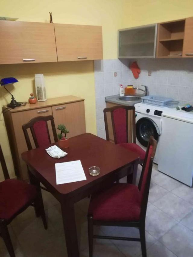 31m2, stari grad, 62800e