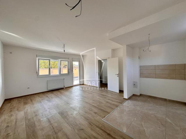 Stara Pazova, lux novogradnja, 88m2 ID#9281