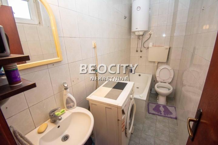 Čukarica, Bele vode, Leposave Vujošević, 1. 0, 29m2, 65000EUR