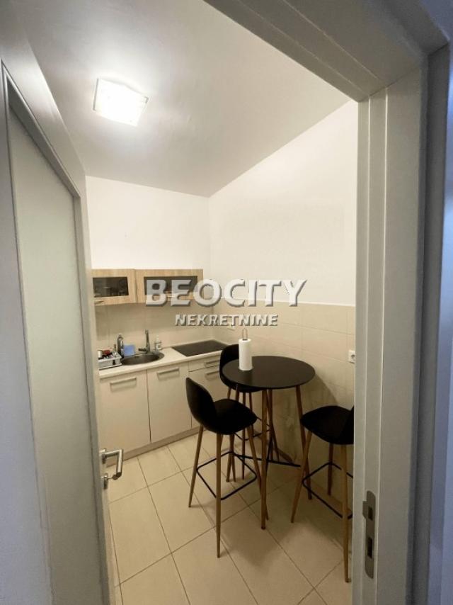 Novi Sad, Liman 3, *PARK CITY*, 2. 0, 64m2, 680EUR