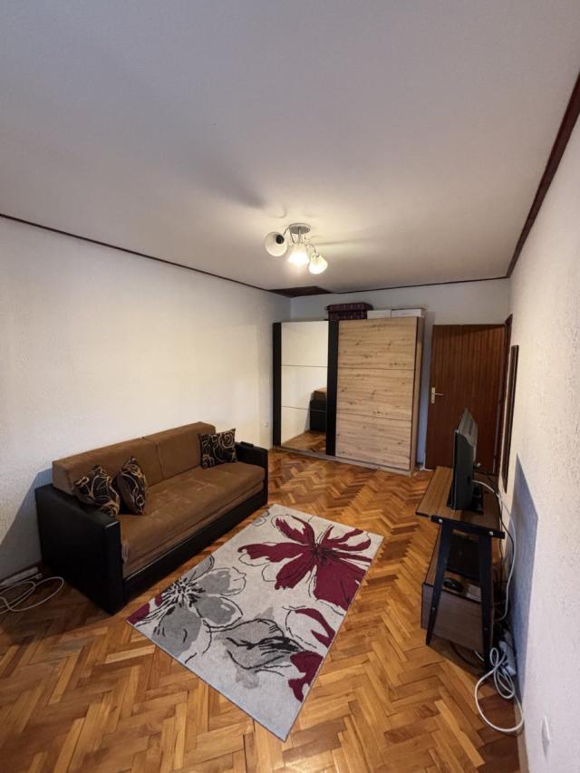 NOVI SAD - SAJAM - 26. 00 m2