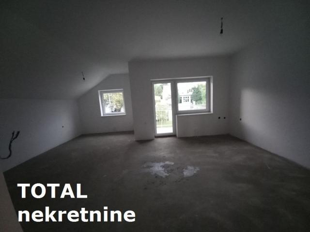 KUćA PETROVARADIN, 267800€