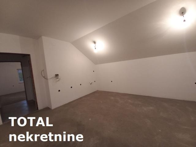 KUćA PETROVARADIN, 267800€