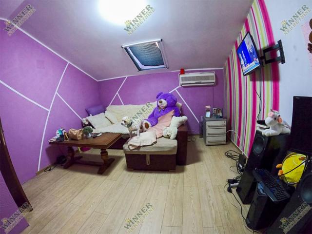 Prodaja Stan Zemun Novi grad Sevina 70m2 3. 0 duplex ID#1352