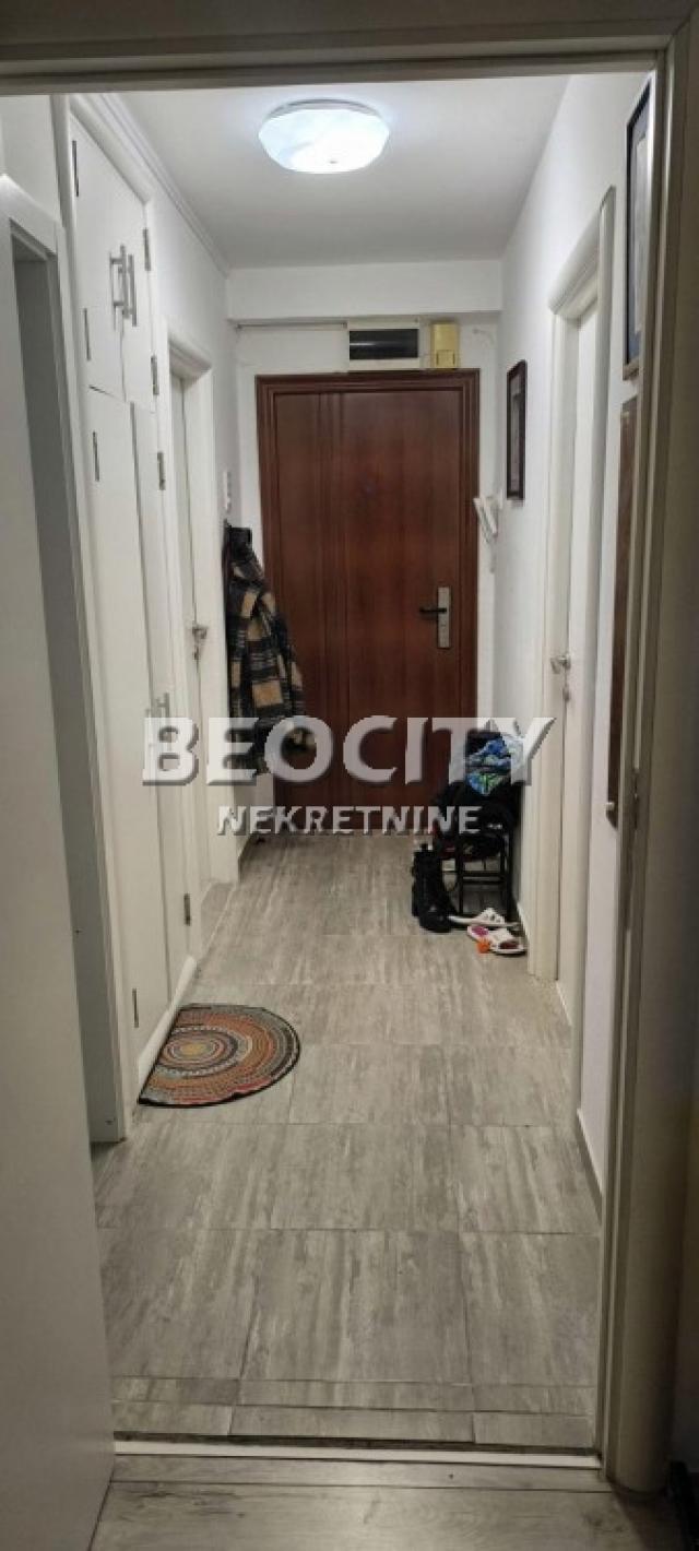 Novi Sad, Sajam, Pariske komune, 2. 0, 54m2, 108000EUR