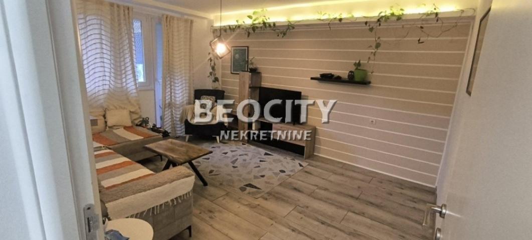 Novi Sad, Sajam, Pariske komune, 2. 0, 54m2, 108000EUR