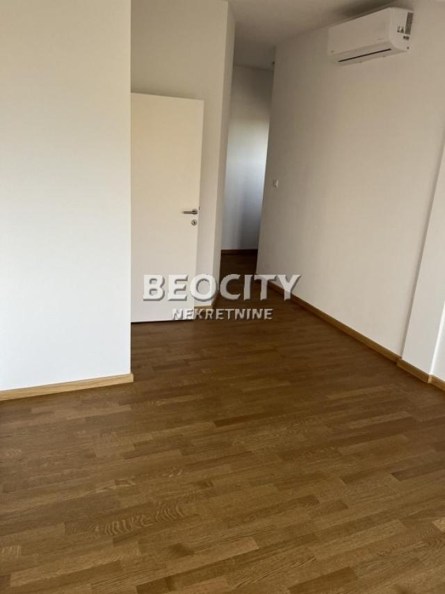 Novi Sad, Sremska Kamenica, , 5. 0, 247m2, 2400EUR