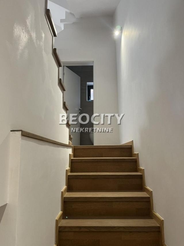 Novi Sad, Sremska Kamenica, , 5. 0, 247m2, 2400EUR