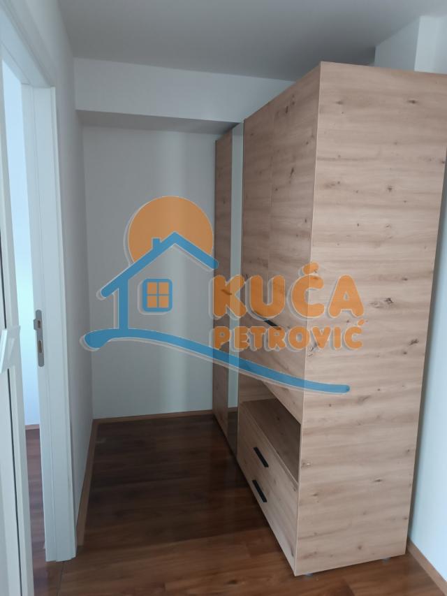 Izdaje se duplex lux stan u Duvaništu!