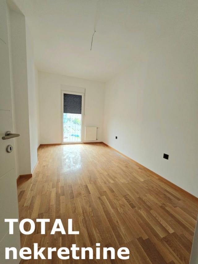 3 Trosoban stan NOVI SAD, 184550€