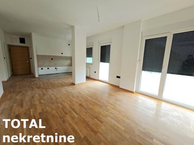 3 Trosoban stan NOVI SAD, 184550€