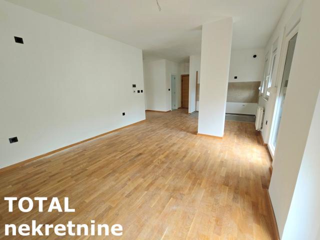 3 Trosoban stan NOVI SAD, 184550€