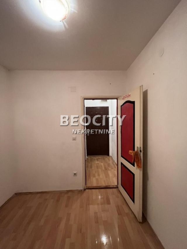 Rakovica, Miljakovac, Miljakovačke staze, 1. 5, 29m2, 57000EUR