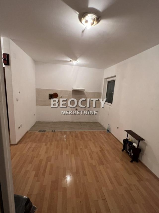 Rakovica, Miljakovac, Miljakovačke staze, 1. 5, 29m2, 57000EUR