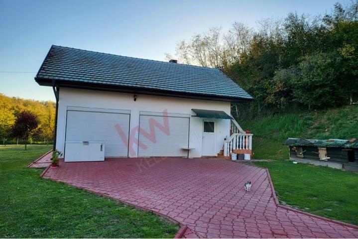 
				Kuća 554m2, na imanju od 3, 95ha, Avala
			