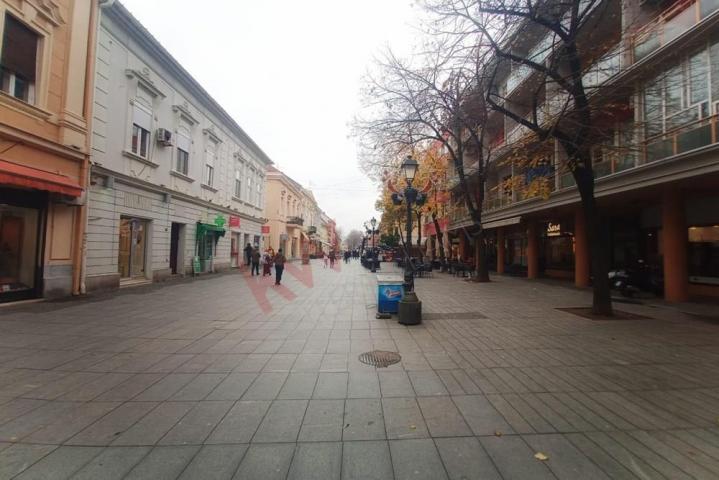 
				Izdavanje poslovnog prostora, stomatološka ordinacija, Zemun
			