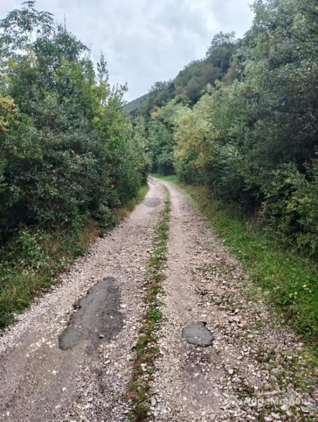 Stara kamena kuća u Herceg Novom - 40. 000 eura