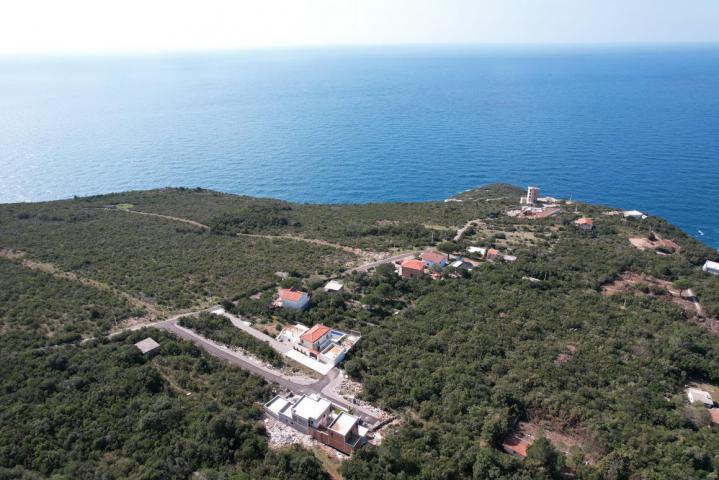 Prodaje se plac povrsine 1000m2 u Zagori, opstina Kotor. 