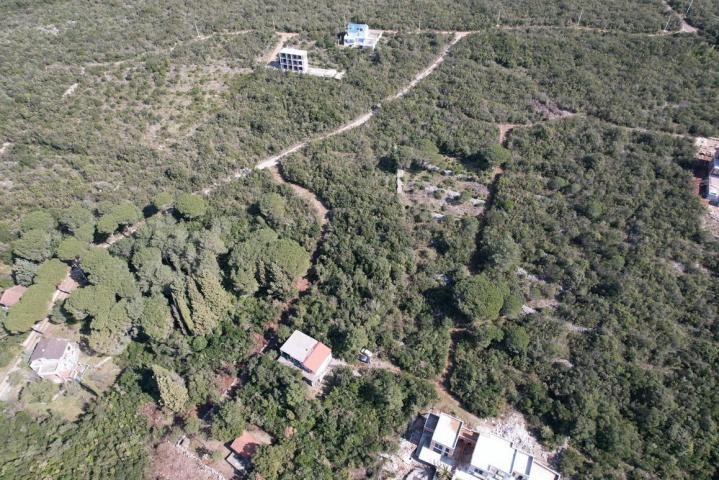 Prodaje se plac povrsine 1000m2 u Zagori, opstina Kotor. 