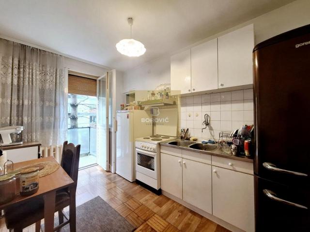 Miljakovac, 79m2, Borska, 1. sprat