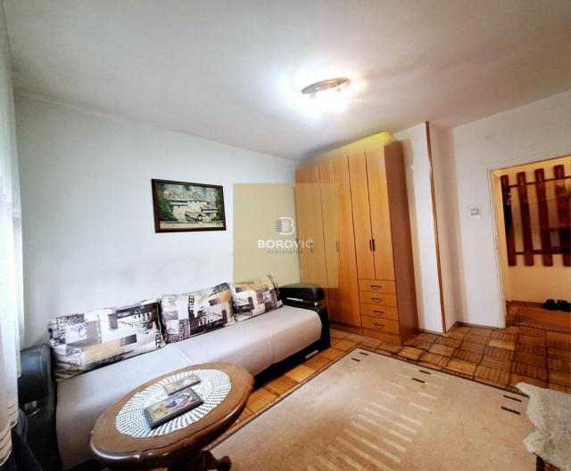 Miljakovac, 79m2, Borska, 1. sprat