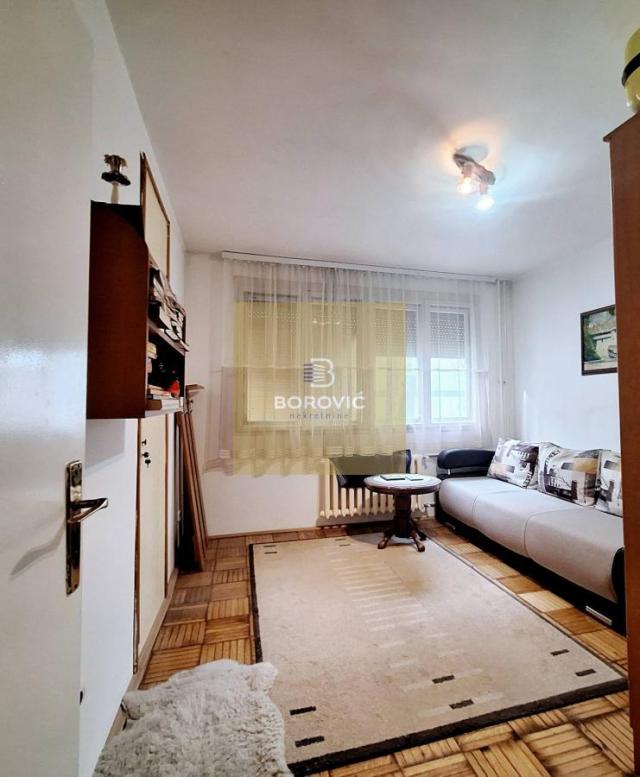 Miljakovac, 79m2, Borska, 1. sprat