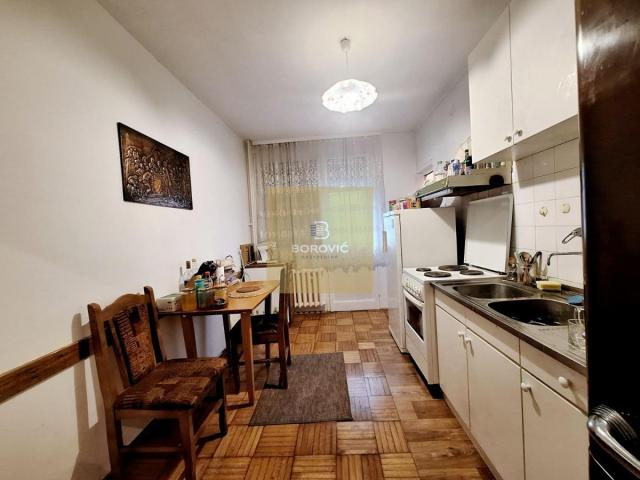 Miljakovac, 79m2, Borska, 1. sprat