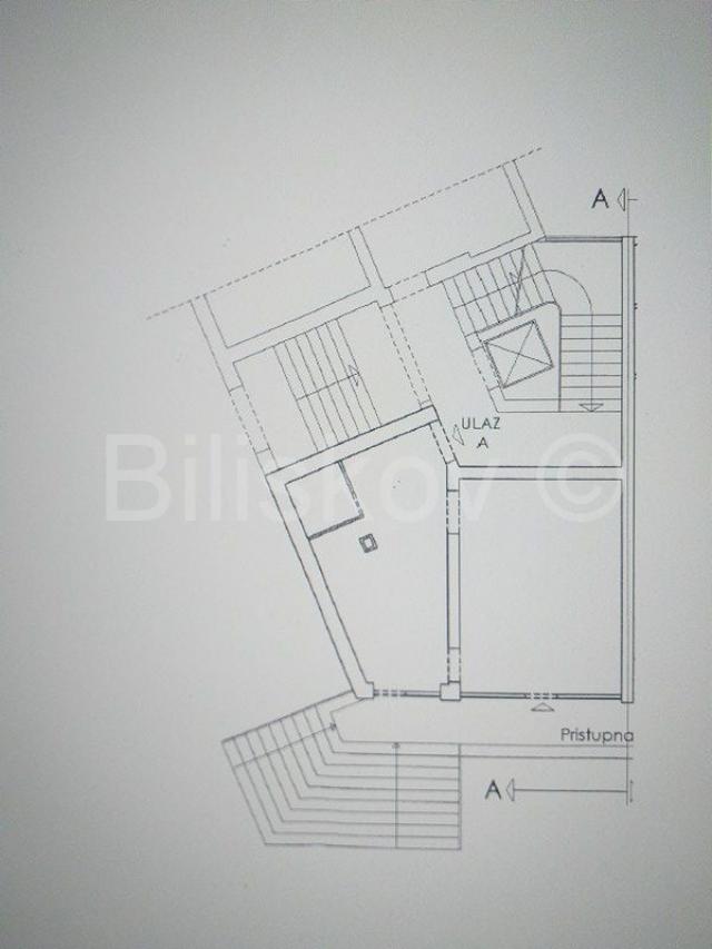 Split, Grad, poslovni prostor u centru grada sa izlogom 42,46