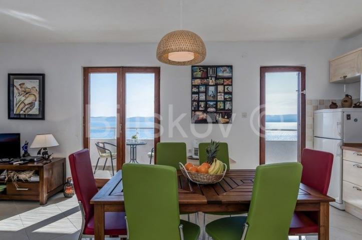 Pisak kuća 150 m od mora, pogled na more