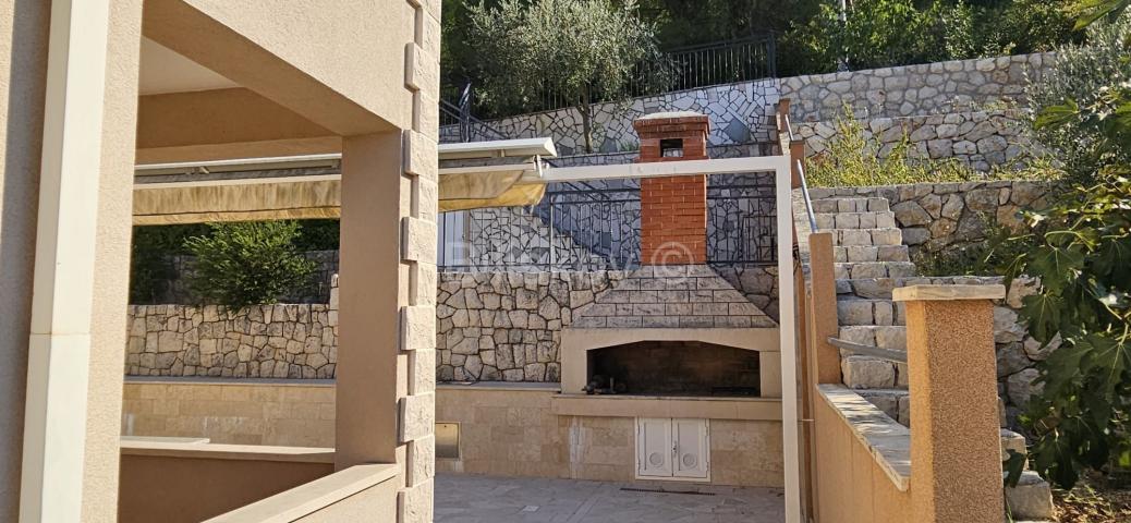 Prodaja, Blace, Dubrovačko-neretvanska, samostojeća kuća, 5 stanova
