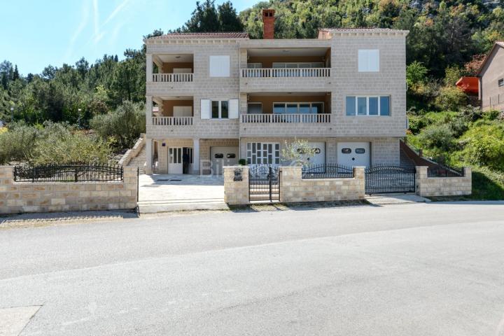 Prodaja, Blace, Dubrovačko-neretvanska, samostojeća kuća, 5 stanova