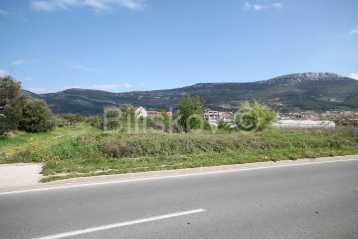 Kaštela, Kaštel Stari, građevinsko zemljište površine 1.500 m2. 