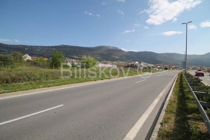 Kaštela, Kaštel Stari, građevinsko zemljište površine 1.500 m2. 