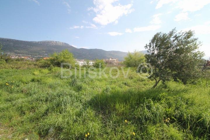 Kaštela, Kaštel Stari, građevinsko zemljište površine 1.500 m2. 