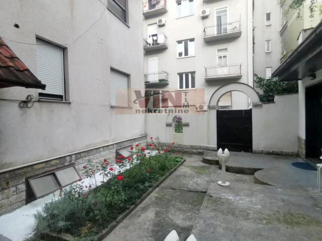 VRACAR 50m2 , 350e