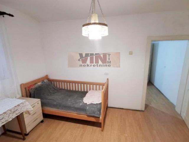 VRACAR 50m2 , 350e