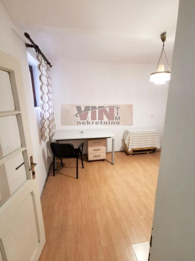 VRACAR 50m2 , 350e