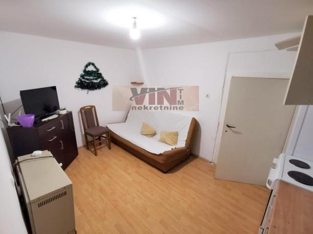 VRACAR 50m2 , 350e
