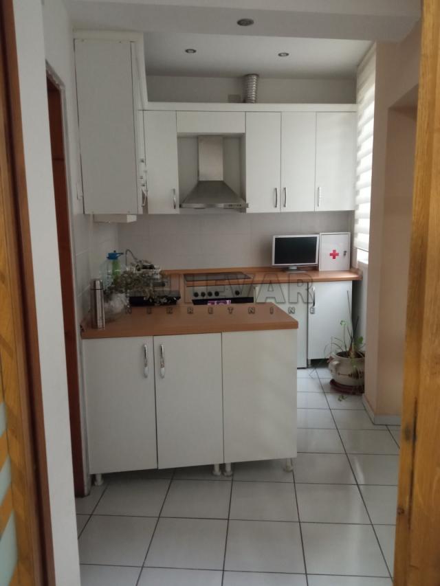 Izdavanje - Stambeno poslovni prostor u Kragujevcu, centar, površina 74 m2, dva ulaza, 