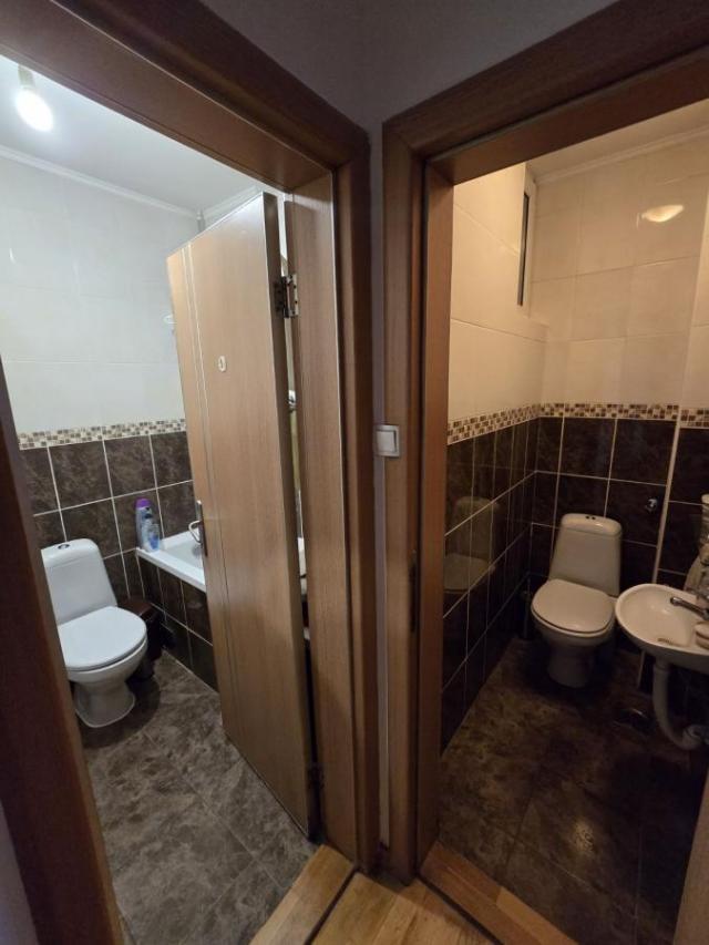 Polunamešten, trosoban stan na odličnoj lokaciji