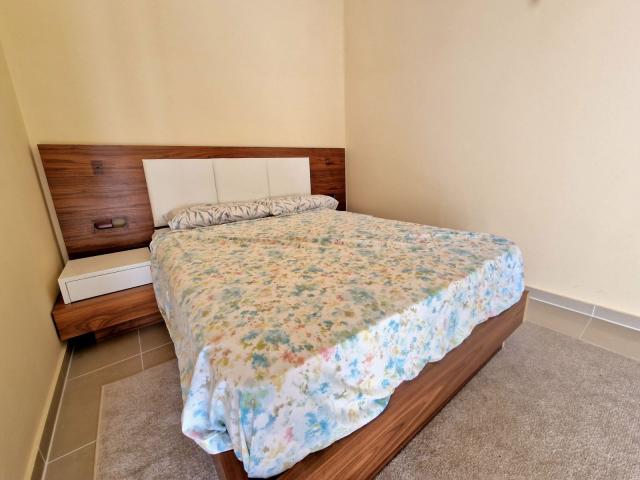 Trosoban stan sa pogledom na more Prijevor -Budva (NA DUZI VREMENSKI PERIOD)