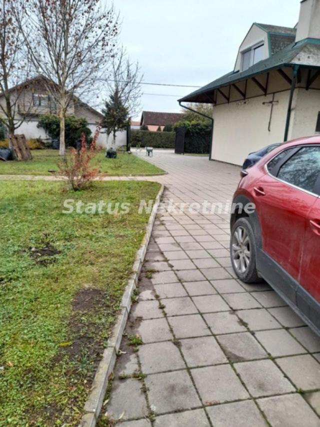 Temerin, fantastična kuća sa bazenom i dodatnim sadržajem!!!