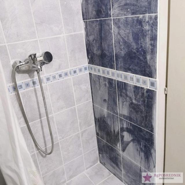 Savski venac, Savski trg, Lička, 80m2